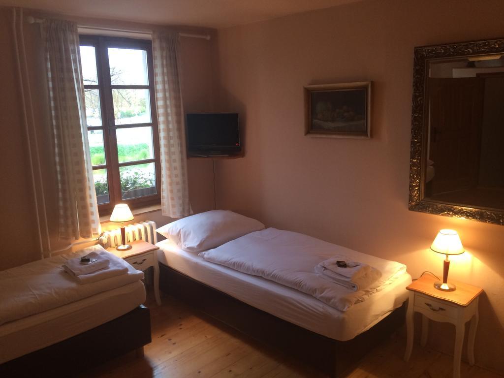 Hotel Klika Ceske Budejovice Luaran gambar