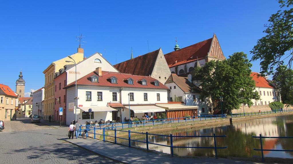 Hotel Klika Ceske Budejovice Luaran gambar